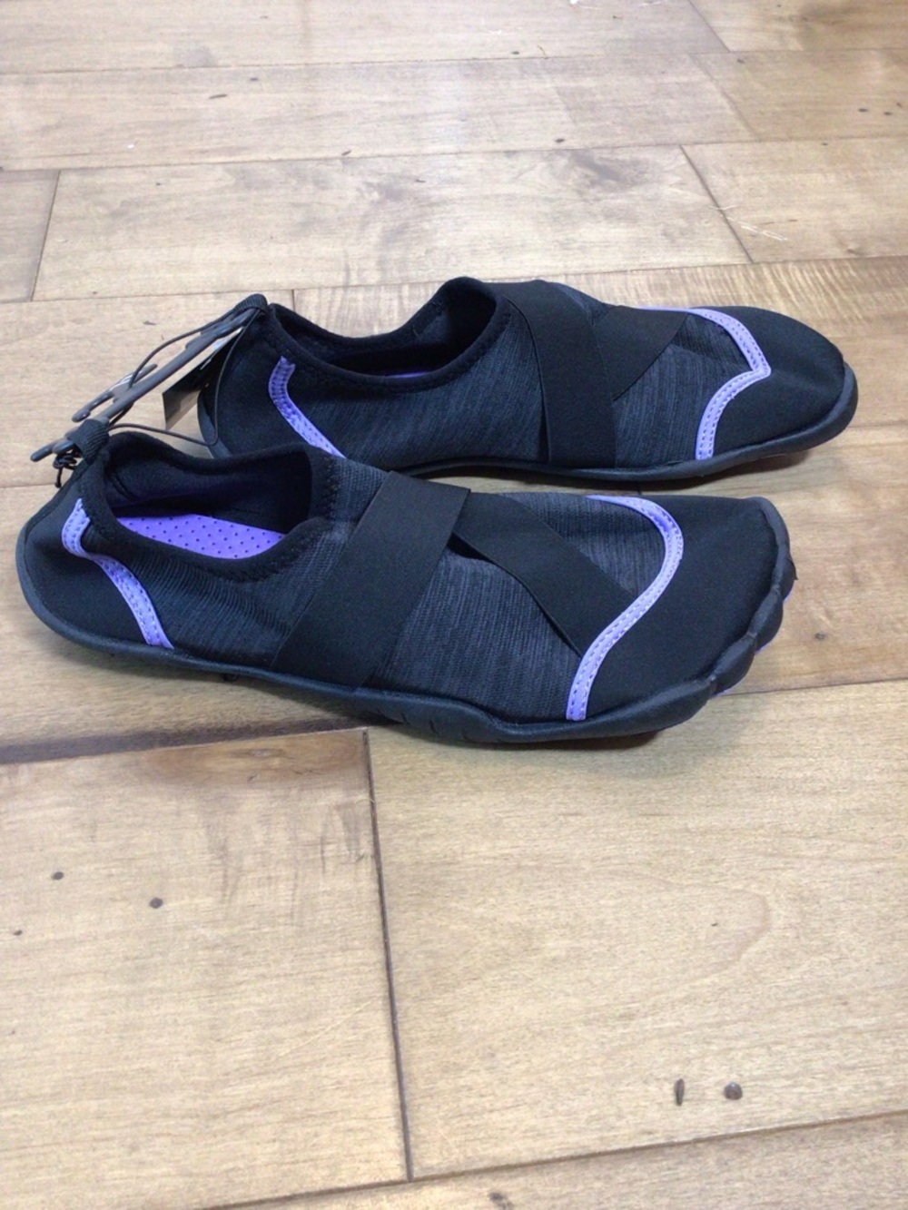 Athletic Works Women’s Five Toe Water Shoes Size 11 Black Lavender Beach Pool. - Picture 2 of 10